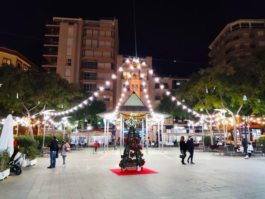 Santa Pola Con Tres Dormitorios Playa Levante Exterior photo