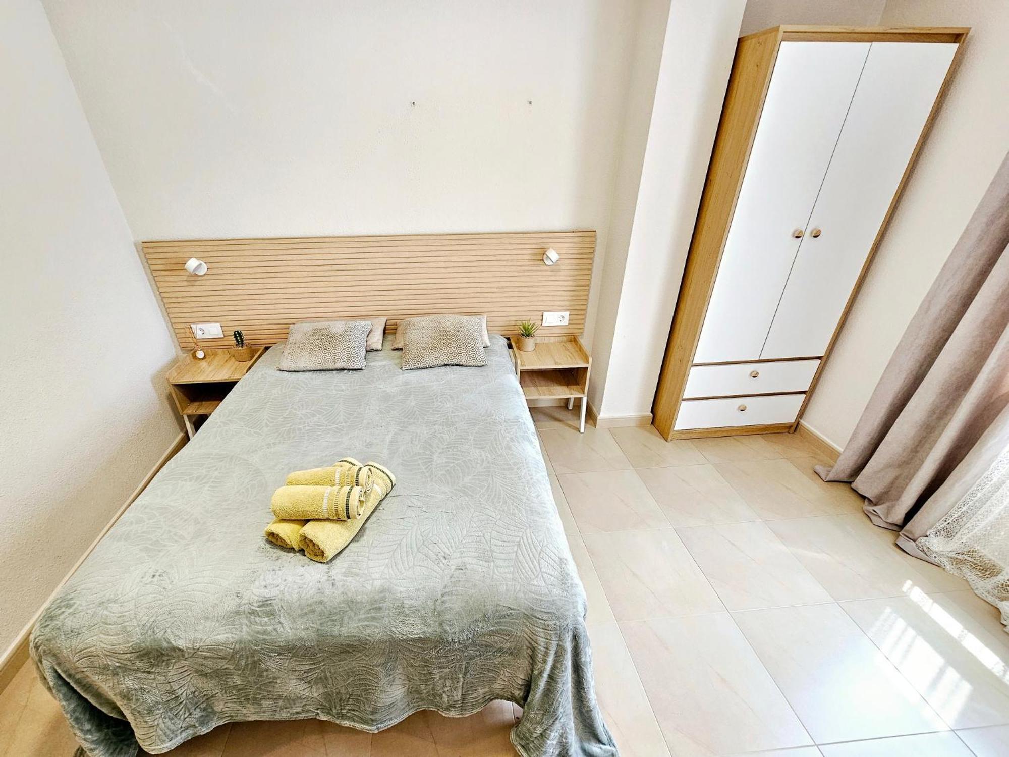 Santa Pola Con Tres Dormitorios Playa Levante Room photo